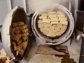 Autoclave prevents warping